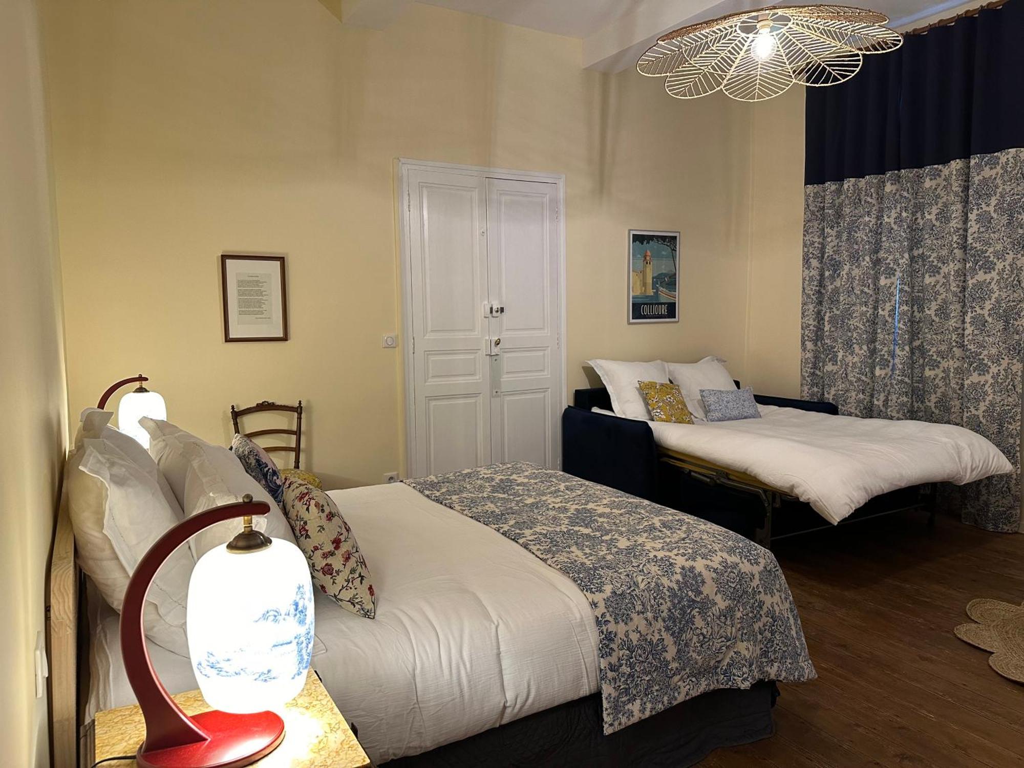 L'Enthousiasme Bed and Breakfast Prades  Δωμάτιο φωτογραφία